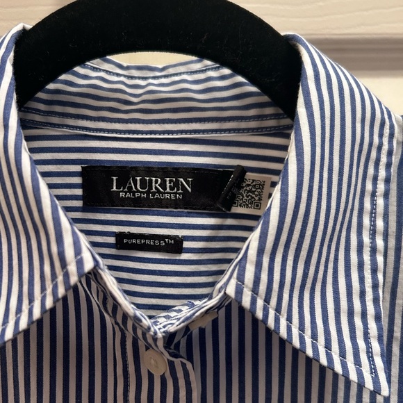 Lauren Ralph Lauren White w/Navy Blue Stripe Fitted Button Down Top. Size S - Picture 4 of 7